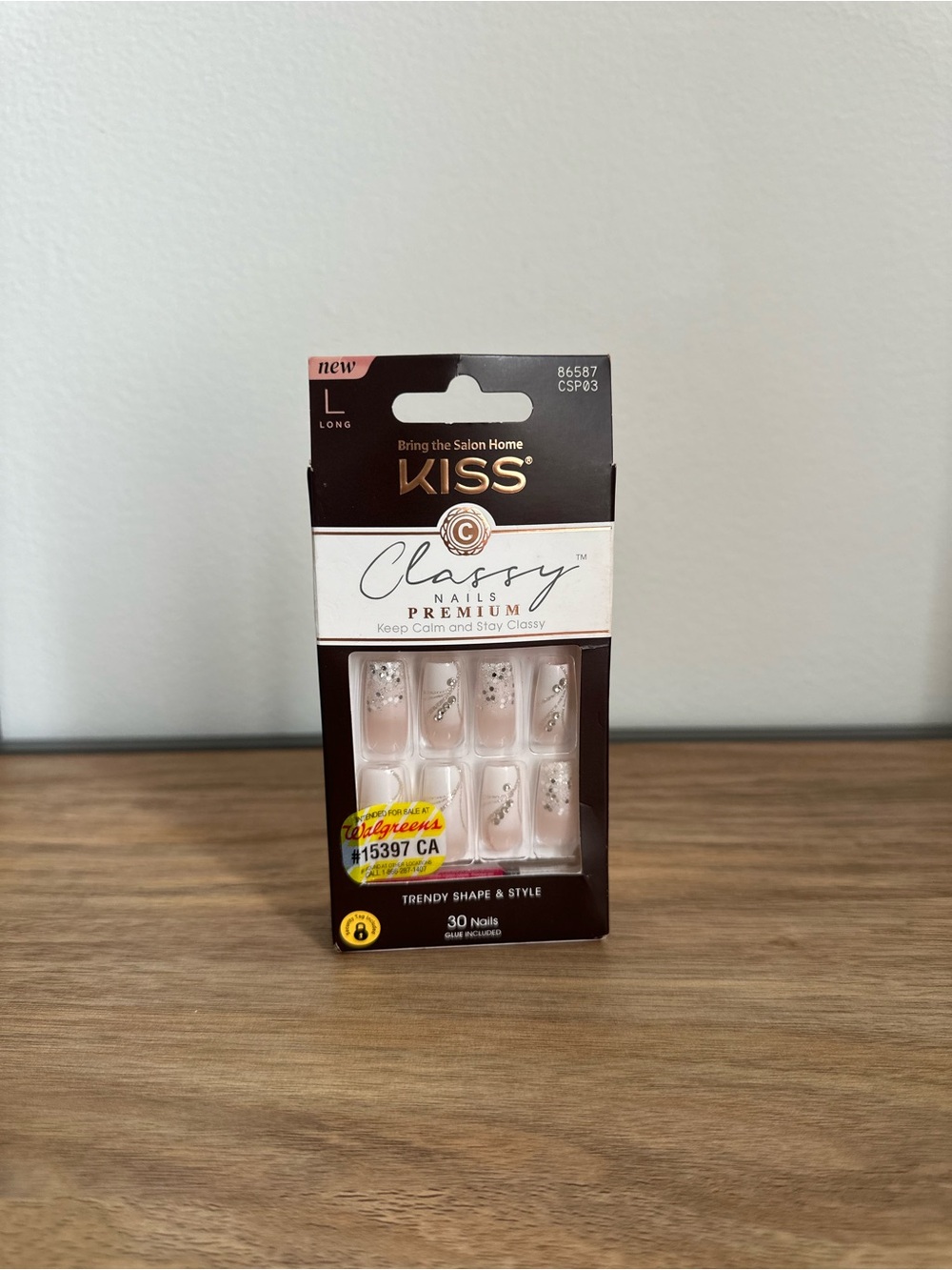 KISS Press-On Nails - Light Pink with Silver Glitter Accents